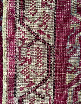 Middle Anatolian carpet size 140x105cm                            