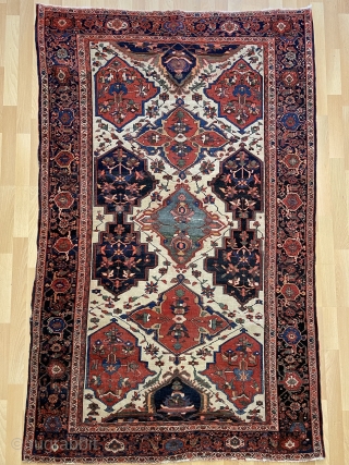 Persian ferahan carpet size 204x125cm                            