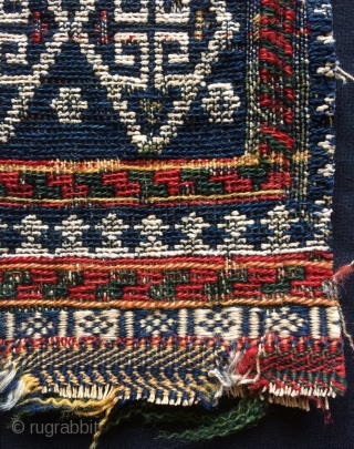 Qhasgai women small bag.                             