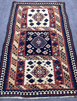 Very nice Qhasgai kilim size 280x170cm                           