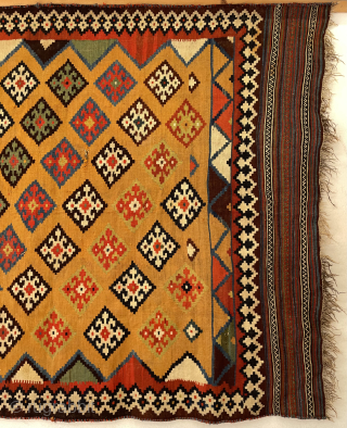 Very nice Qhasgai kilim size 270x160cm                           