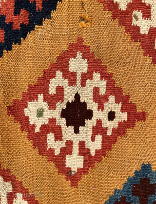 Very nice Qhasgai kilim size 270x160cm                           