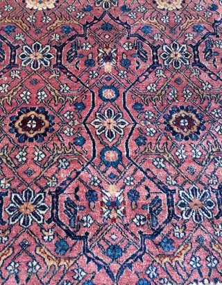 India Agra or Amritsar carpet size 223x153cm                          