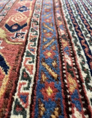 Shiraz khamseh rug size 190x135cm                            