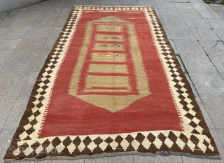 Very unusual shahsavan Kilim size 310x200cm                           