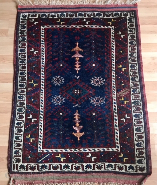 South Anatolian Carpet 19. Century 
Size 105x82cm                          