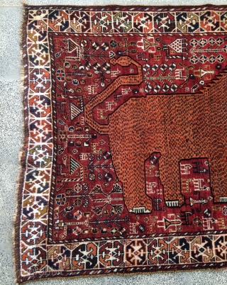 Qhasgai lion carpet and repaired size 185x135cm                          