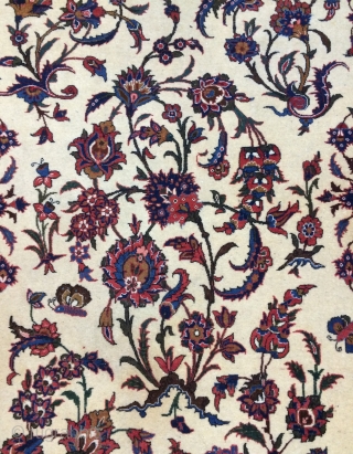 Very nice Esfahan small carpet size 160x108cm                          