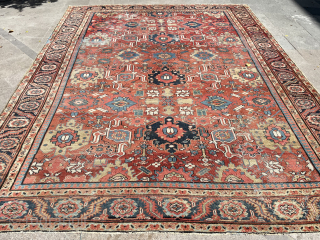 Heriz rug size 390 x 300 cm                          