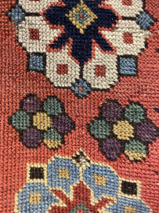 Very beautiful runner rug 1820 or 1840s size 260x110cm                        