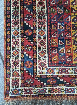 Qashgai Carpet size 220x120cm                             