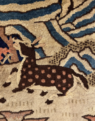 Very nice Chinese paotu rug size 135x68cm                          