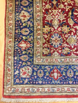 Turkish Hereke silk carpet size 156x103cm                           