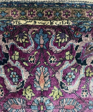 Qhazan carpet  silk size 40x40cm                           