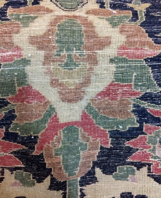 Ferahan Fragmand carpet size 187x130cm                            