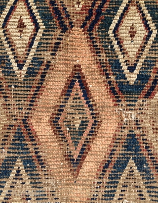 Small Gabbeh carpet size 105x73cm                            