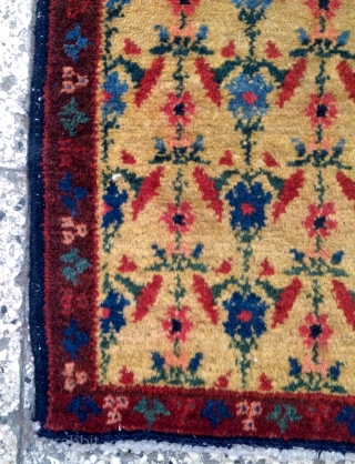 Sine Kurdish Carpet 
Size 98x70cm                            