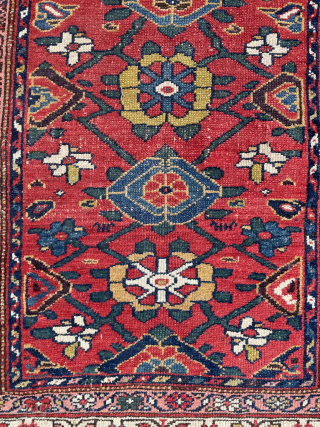 Persian runner rug size 320 x 110 cm
                         
