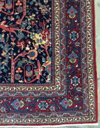 Rare ferahan carpet size very fine quality and all are colors natural dyes size 185x135cm
                  