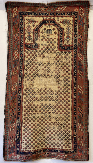 Marsahali Shirvan prayer rug circa 1820 or 1840s. Size 140x80cm .                      