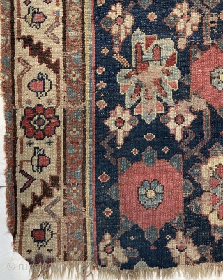 North west  fragmand carpet size 130x96cm                          