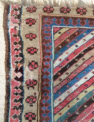 Persian north west Shahsavan Kurdish carpet all are colors natural dyes and camel wool, size 160x100cm                 