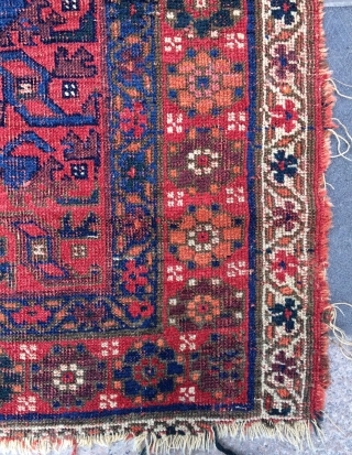 Persian very old Kurdish fragmant rug size 112x120cm                         