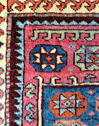 Anatolian Kurdish rug all are colors natural dyes size 220x123cm                       