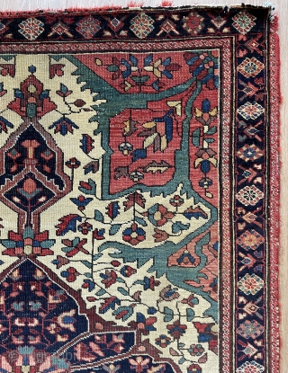 Very cute Ferehan carpet size 150x103cm                           