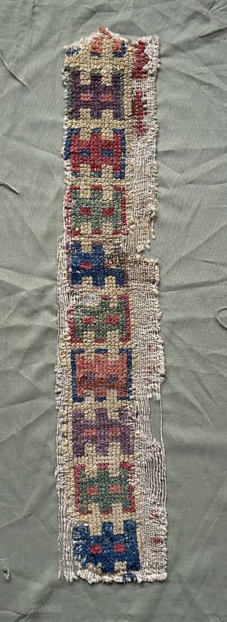 17. Century Anatolian fragment size 75 x 12 cm                        