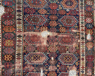 Khurdish rug size 206 x 165 cm
                          