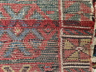 Khurdish rug size 206 x 165 cm
                          
