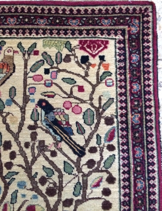 Tehran rug size 102x76cm                             