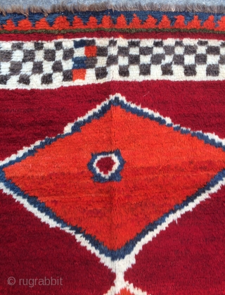 Qhasgai gabbeh very nice soft wool. 1940s about. Size 210x135cm
                       