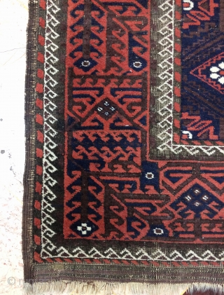 This Beluch belongs to the Arab tribe livin in the sardagh district in the city of khashmer in Persian.  size 198x103cm           