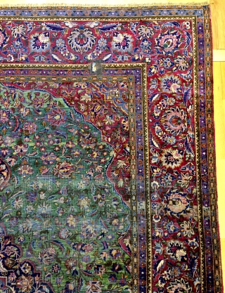 Rare green Kashan silk carpet size 210x130cm                          