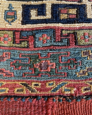 Very cute Shahsavan bag face circa 1840s  size 20x20cm                       