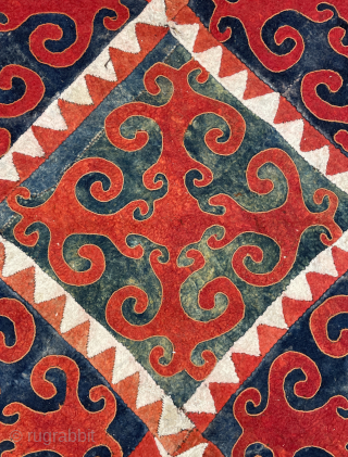 Uzbek felt Size 300 x 150 cm                          