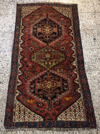 Qhasgai Small carpet but it's edge winding is cut. Size 160x95cm                      