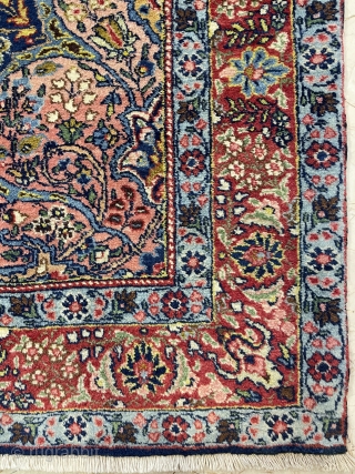 Persian Tebriz carpet all color natural dye  size 190x136 cm                      