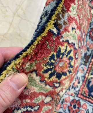 Persian Tebriz carpet all color natural dye  size 190x136 cm                      