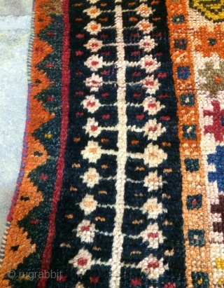 Qhasgai carpet size 180x113cm                             