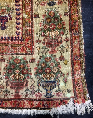 Rare a Ferahan small carpet size 73x79cm                          