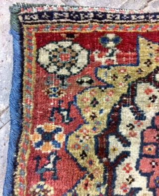 Qhasgai bag size 37x35cm                             