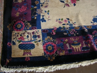 1910's Chinese Rug in exellent condition 10X19.9                          