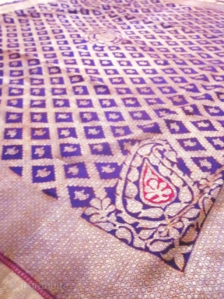 Beautiful Indian purple silk square and gold brocaded shawl originating from Varanasi in India. Varanasi or Benares in the region of Uttar Pradesh had made a specialty of this type of rich  ...