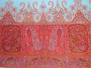 Great french turquoise Paisley shawl circa 1840.Very interesting french cashmere shawl beautifully made. The composition of interlocked paisley design is quite amazing. Harlequin boteh medallions surround a brilliant turquoise center !. Fringes  ...