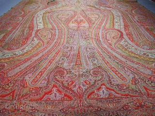 Exceptional antique Indian kani Kashmir Shawl 19 c. perfect condition .
Please check http://villa-rosemaine.com/en/bourse/pieces/kashmir-indian-kani-weave-shawl-around-1850                    
