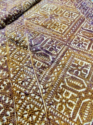 Fès and Rabat embroideries... 12 pieces for cushions or decoration. Morocco 19e. very rare colors and thin embroideries. Measures of the more longer 51 cm X 54 cm, 70 cm x 48  ...