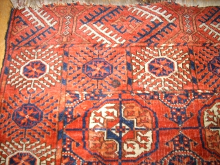 Old Tekke rug. Size: 100 x 120 cm. Used. Ends are not fixed.                    